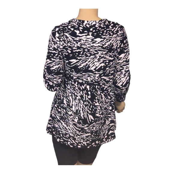 Comfort Code 3/4-Sleeve Cardigan and Tank Matching Set in Black / Animal Print ~ - Picture 2 of 4